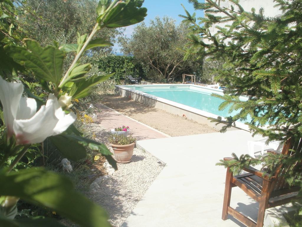 פודסטראנה Beach Apartments Toni מראה חיצוני תמונה