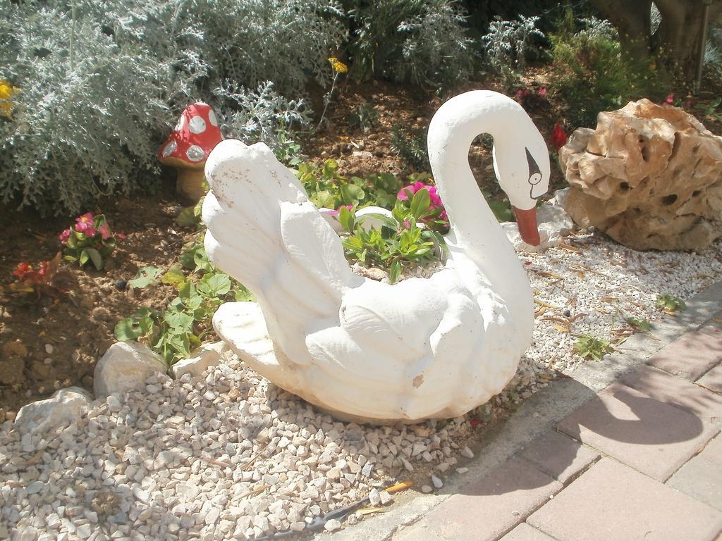 פודסטראנה Beach Apartments Toni מראה חיצוני תמונה