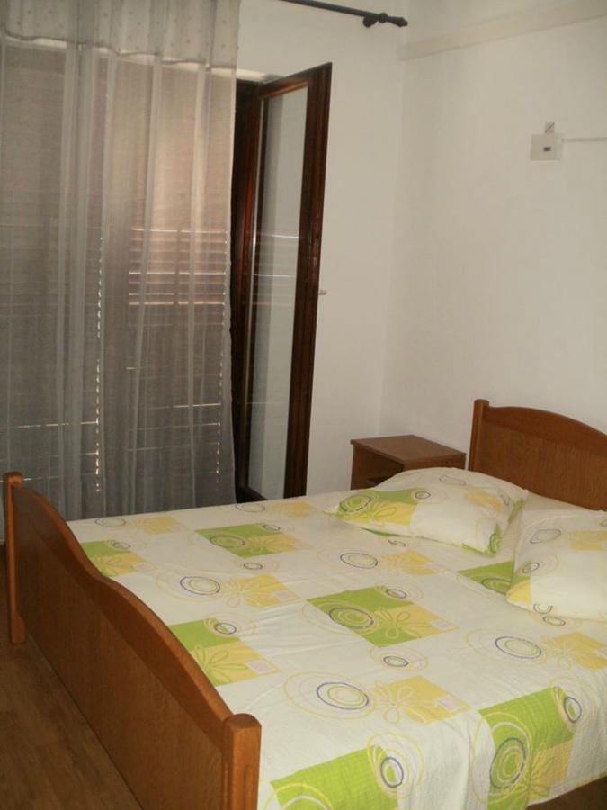 פודסטראנה Beach Apartments Toni מראה חיצוני תמונה